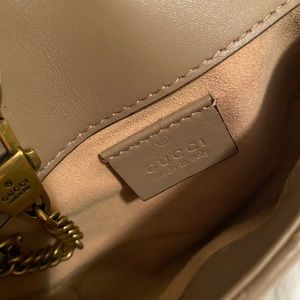 GG Marmont matelassé leather super mini bag